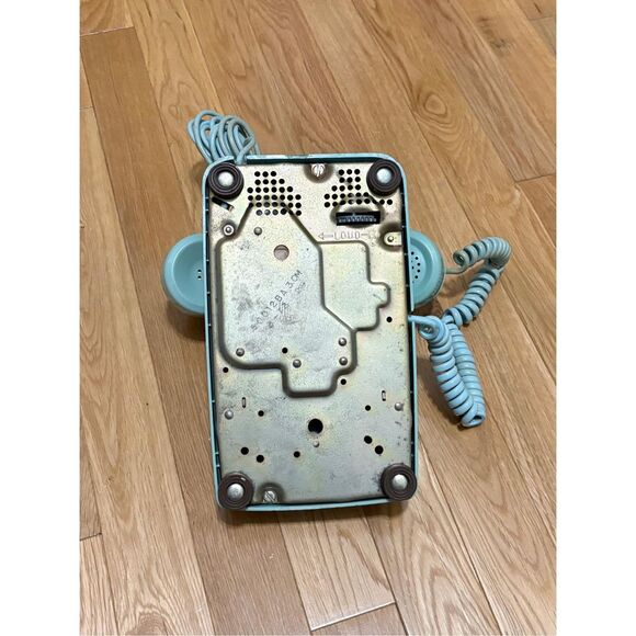 Vintage 1970s ITT Rotary Dial Desk Telephone Model 500 Aqua Blue Retro MCM - Picture 7 of 7